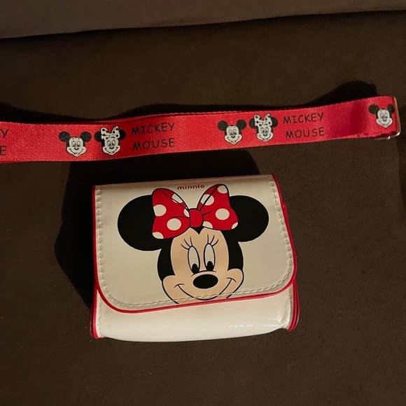 Disney Minnie Mouse Kids mini purse - White and Red - Picture 5 of 6